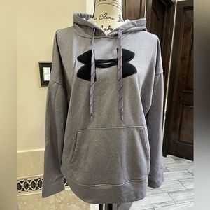 Women’s Under-armor sweatshirt